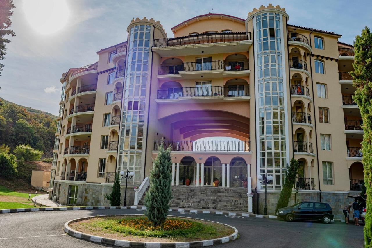 Menada Negresco Apartments Elenite Εξωτερικό φωτογραφία