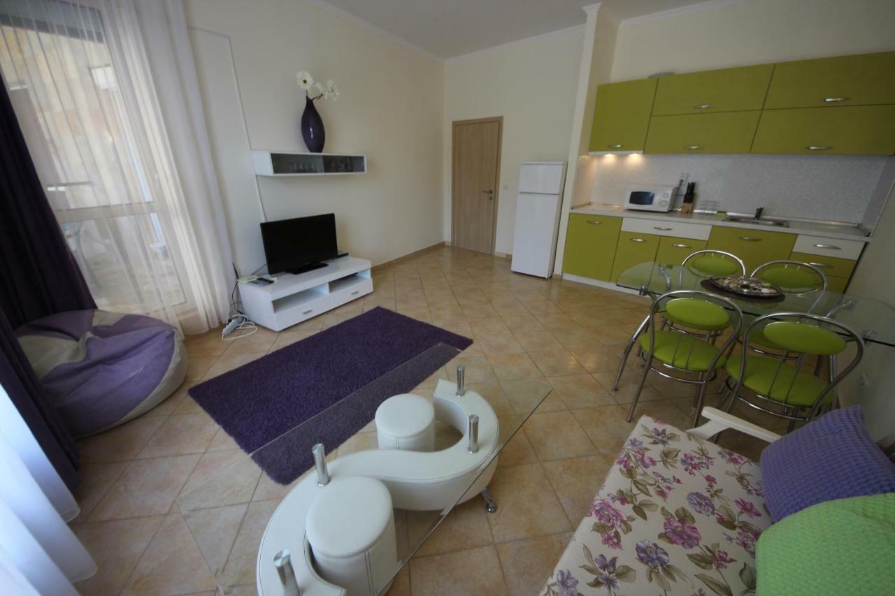Menada Negresco Apartments Elenite Εξωτερικό φωτογραφία